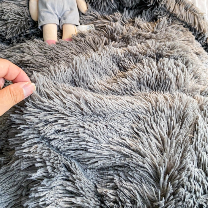 91家纺网 家纺一手货源 找家纺 邦妮家纺 2024新款云貂绒纯色四件套 灰色