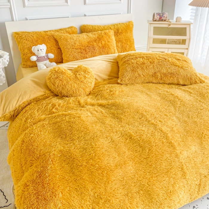 91家纺网 家纺一手货源 找家纺 邦妮家纺 2024新款云貂绒纯色四件套 姜黄