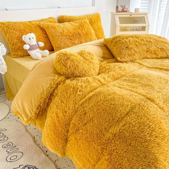 91家纺网 家纺一手货源 找家纺 邦妮家纺 2024新款云貂绒纯色四件套 姜黄