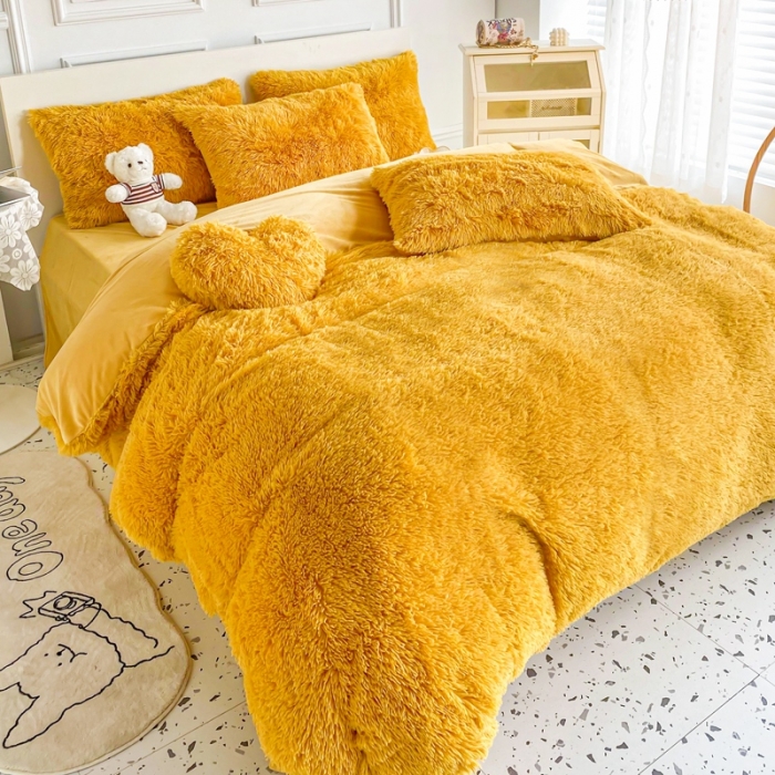 91家纺网 家纺一手货源 找家纺 邦妮家纺 2024新款云貂绒纯色四件套 姜黄