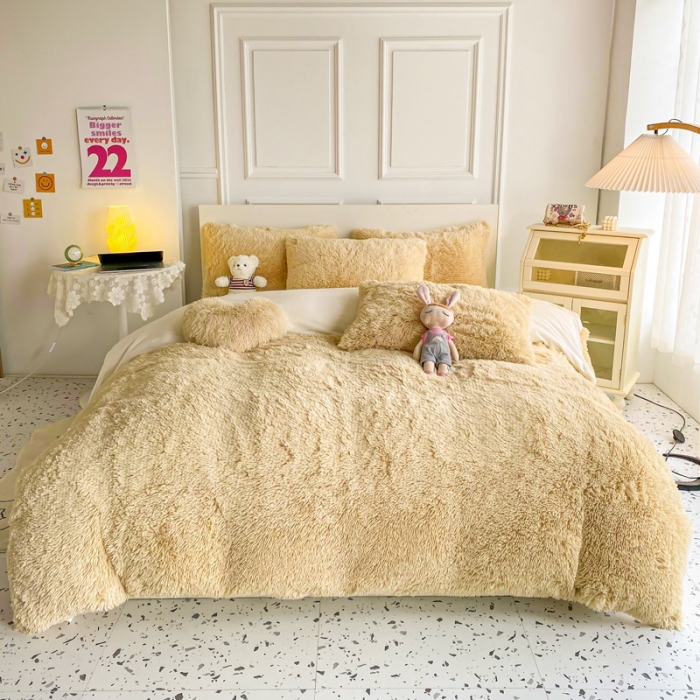 91家纺网 家纺一手货源 找家纺 邦妮家纺 2024新款云貂绒纯色四件套 卡其