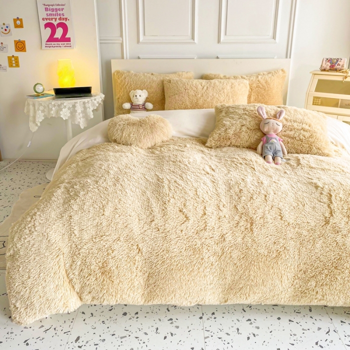 91家纺网 家纺一手货源 找家纺 邦妮家纺 2024新款云貂绒纯色四件套 卡其