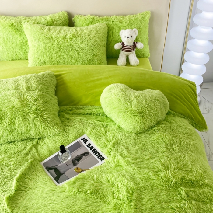 91家纺网 家纺一手货源 找家纺 邦妮家纺 2024新款云貂绒纯色四件套 绿色