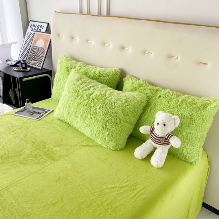 91家纺网 家纺一手货源 找家纺 邦妮家纺 2024新款云貂绒纯色四件套 绿色