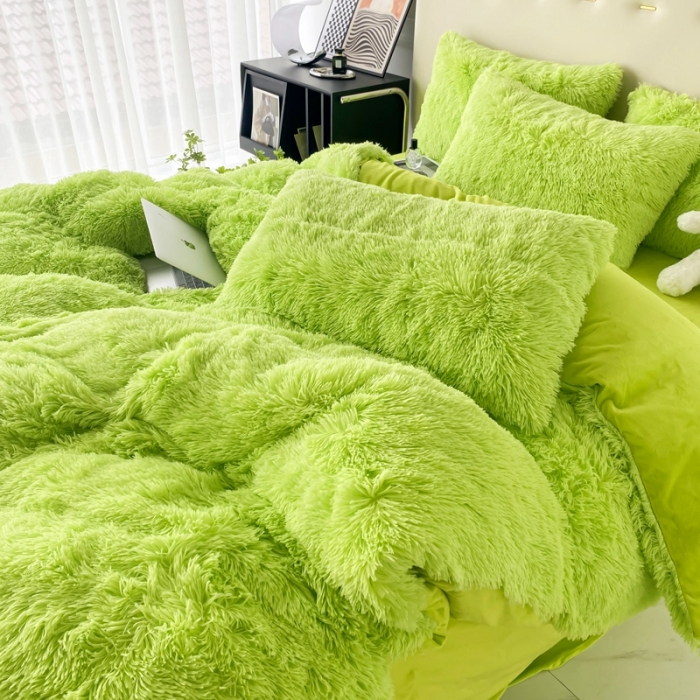 91家纺网 家纺一手货源 找家纺 邦妮家纺 2024新款云貂绒纯色四件套 绿色