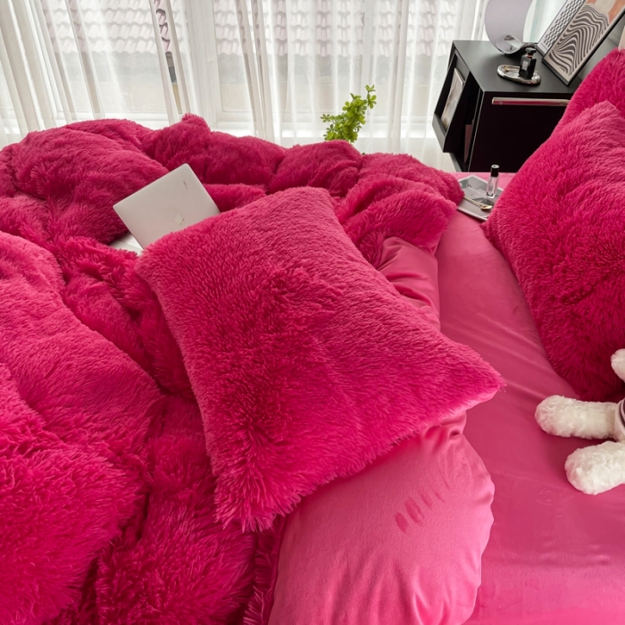 91家纺网 家纺一手货源 找家纺 邦妮家纺 2024新款云貂绒纯色四件套 玫红