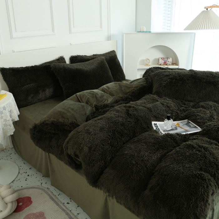 91家纺网 家纺一手货源 找家纺 邦妮家纺 2024新款云貂绒纯色四件套 墨绿