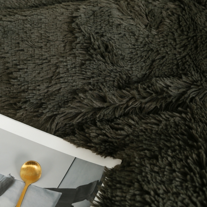 91家纺网 家纺一手货源 找家纺 邦妮家纺 2024新款云貂绒纯色四件套 墨绿