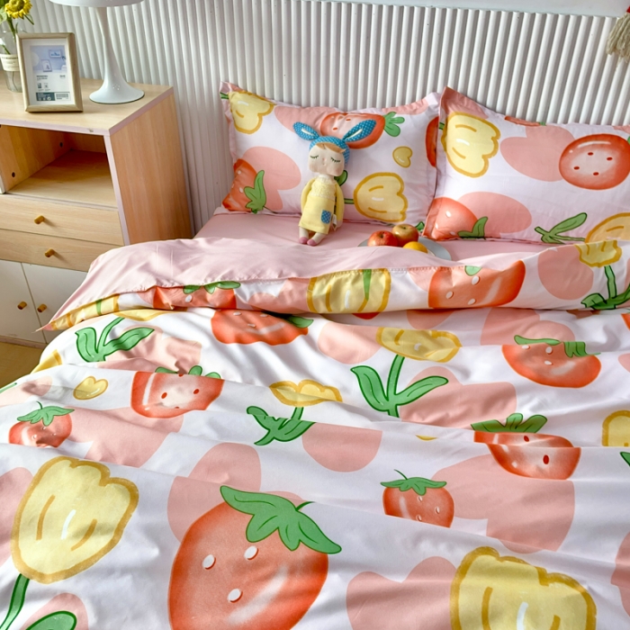 91家纺网 家纺一手货源 找家纺 乐居坊 2022新款芦荟棉印花四件套 草莓奇遇