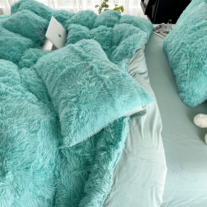 91家纺网 家纺一手货源 找家纺 邦妮家纺 2024新款云貂绒纯色四件套 天蓝