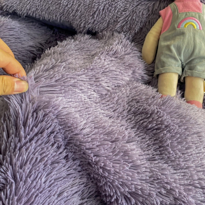 91家纺网 家纺一手货源 找家纺 邦妮家纺 2024新款云貂绒纯色四件套 烟灰紫