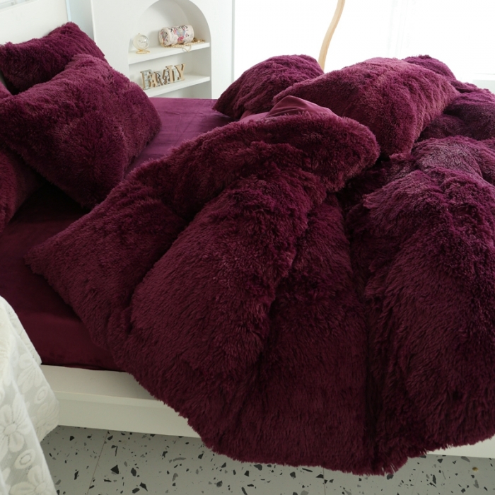 91家纺网 家纺一手货源 找家纺 邦妮家纺 2024新款云貂绒纯色四件套 枣红