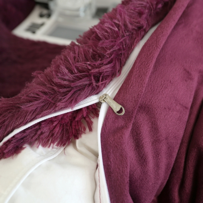 91家纺网 家纺一手货源 找家纺 邦妮家纺 2024新款云貂绒纯色四件套 枣红