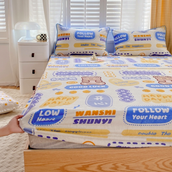 91家纺网 家纺一手货源 找家纺 金鑫汇 2022新款牛奶绒四件套系列-单床笠 幸运熊-兰