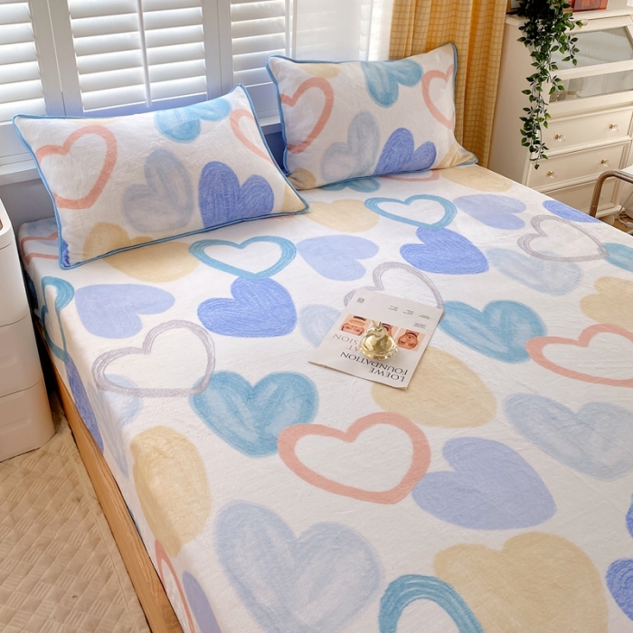 91家纺网 家纺一手货源 找家纺 金鑫汇 2022新款牛奶绒四件套系列-单枕套 爱心