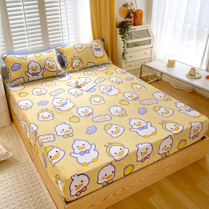 91家纺网 家纺一手货源 找家纺 金鑫汇 2022新款牛奶绒四件套系列-单枕套 欢乐鸭-黄