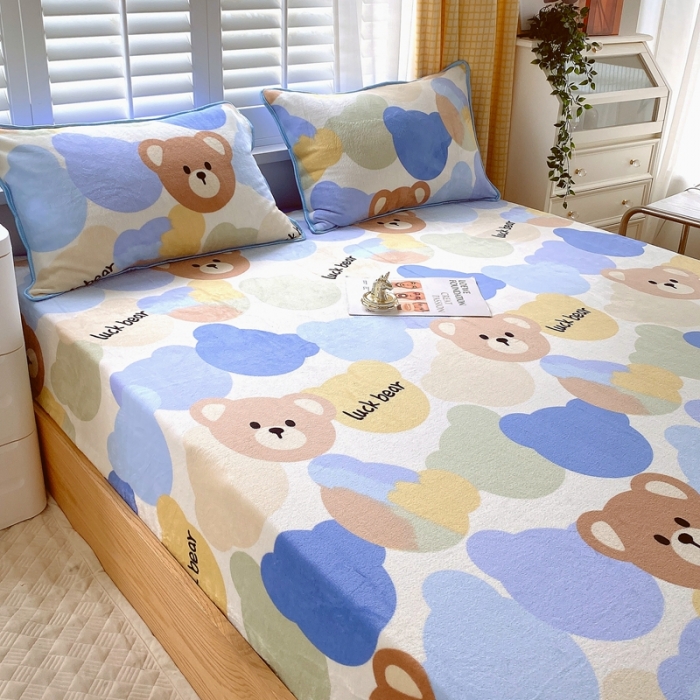 91家纺网 家纺一手货源 找家纺 金鑫汇 2022新款牛奶绒四件套系列-单枕套 开心熊-米白