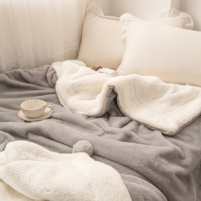 91家纺网 家纺一手货源 找家纺 潮邦2025新款仿兔毛羊羔绒毛球毯含买家秀 普通款灰