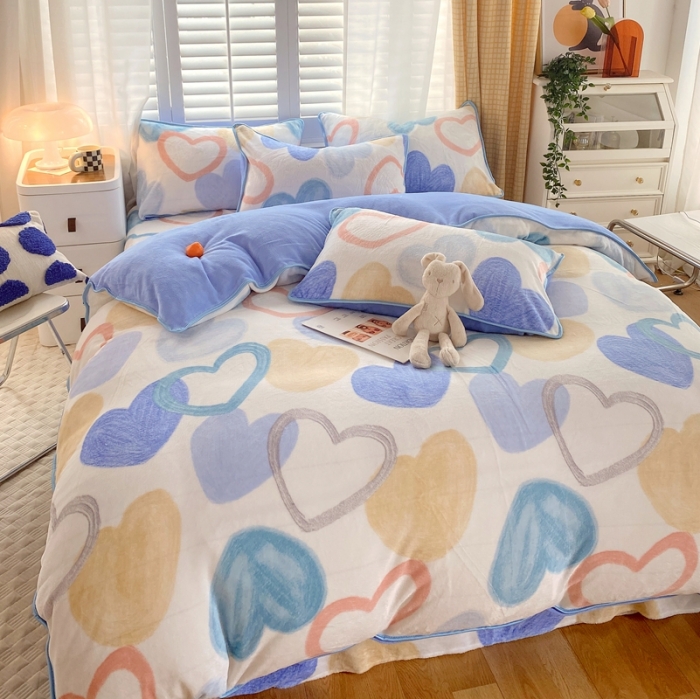 91家纺网 家纺一手货源 找家纺 金鑫汇 2022新款牛奶绒四件套系列 爱心