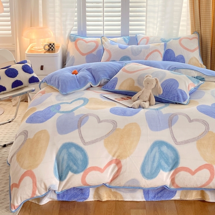 91家纺网 家纺一手货源 找家纺 金鑫汇 2022新款牛奶绒四件套系列 爱心