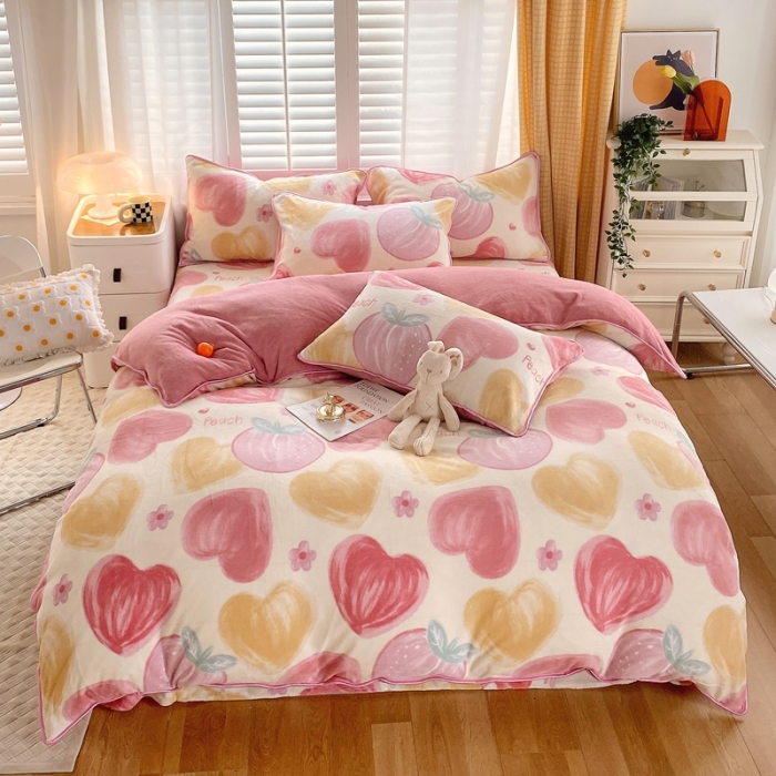 91家纺网 家纺一手货源 找家纺 金鑫汇 2022新款牛奶绒四件套系列 粉波波