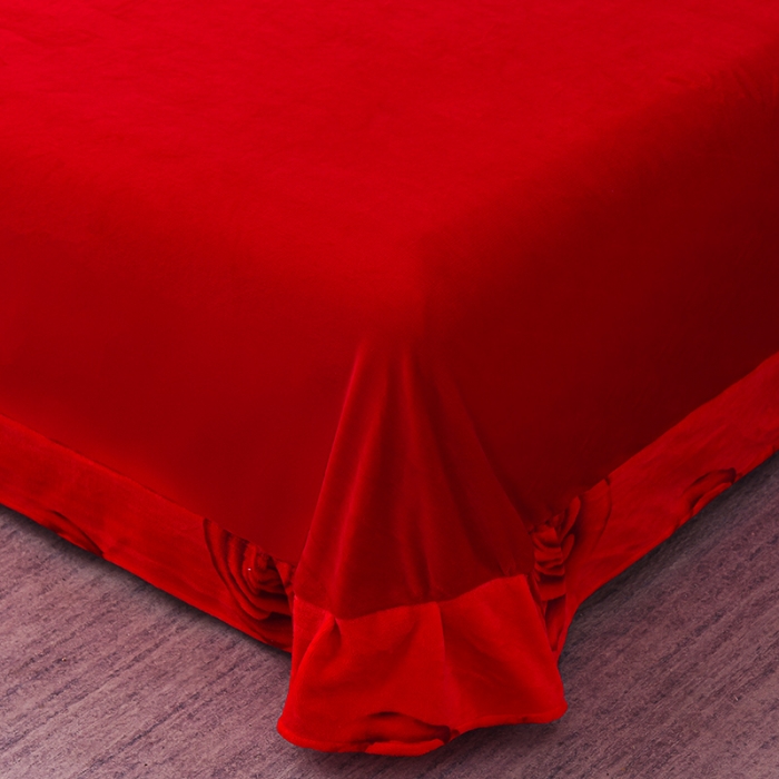 91家纺网 家纺一手货源 找家纺 金麦家纺 新款婚庆牛奶绒印花婚庆被大红喜被四件套 玫瑰情缘