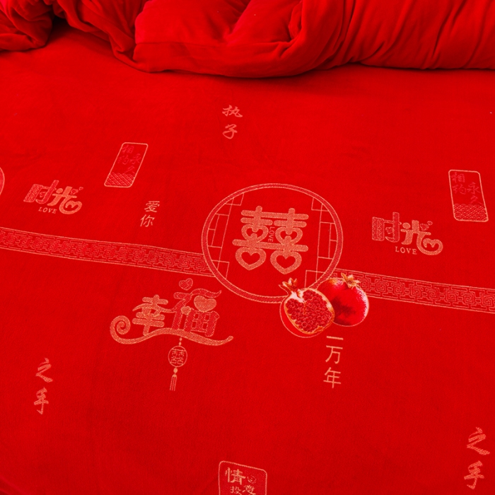91家纺网 家纺一手货源 找家纺 金麦家纺 新款婚庆牛奶绒印花婚庆被大红喜被四件套 执子之手