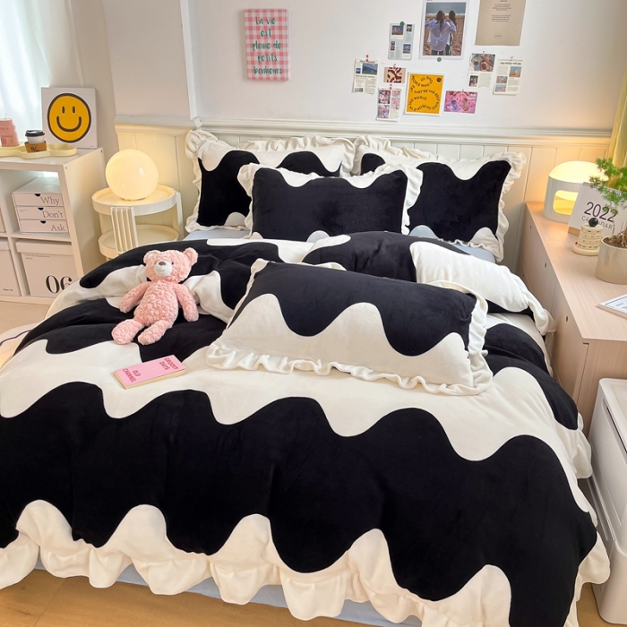 91家纺网 家纺一手货源 找家纺 川悦生活 2022新款韩版花边牛奶绒四件套 波浪舞花边