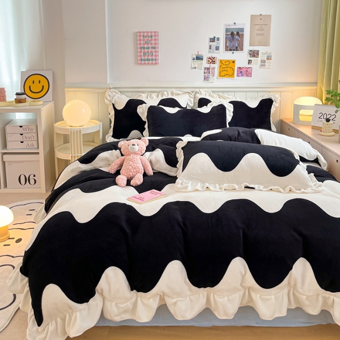 91家纺网 家纺一手货源 找家纺 川悦生活 2022新款韩版花边牛奶绒四件套 波浪舞花边