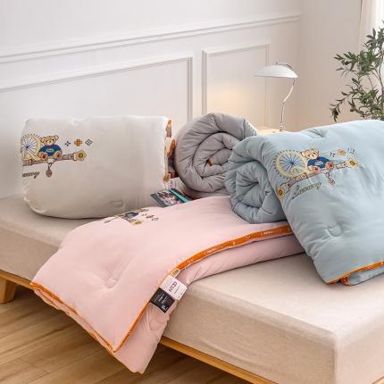 （总）青螺家纺2022新款熊豆豆绣花小太阳热芯大豆被