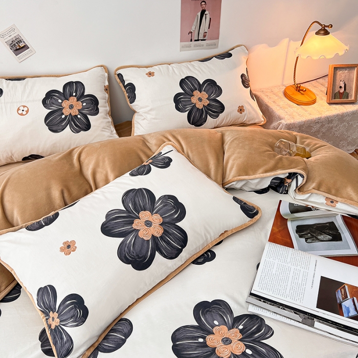 91家纺网 家纺一手货源 找家纺 芃成 2022新款A棉B绒印花四件套 沉醉花香