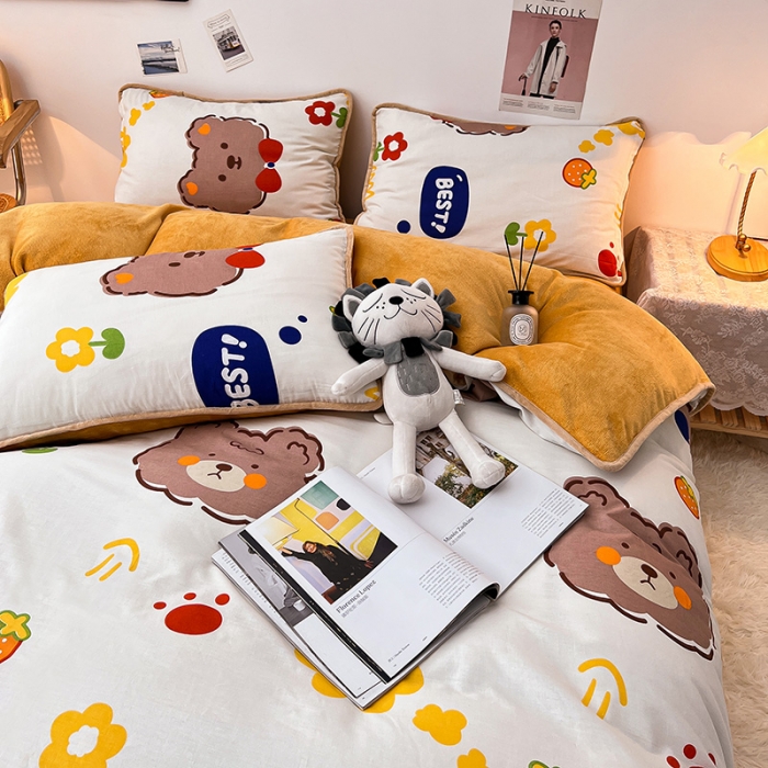 91家纺网 家纺一手货源 找家纺 芃成 2022新款A棉B绒印花四件套 达菲熊