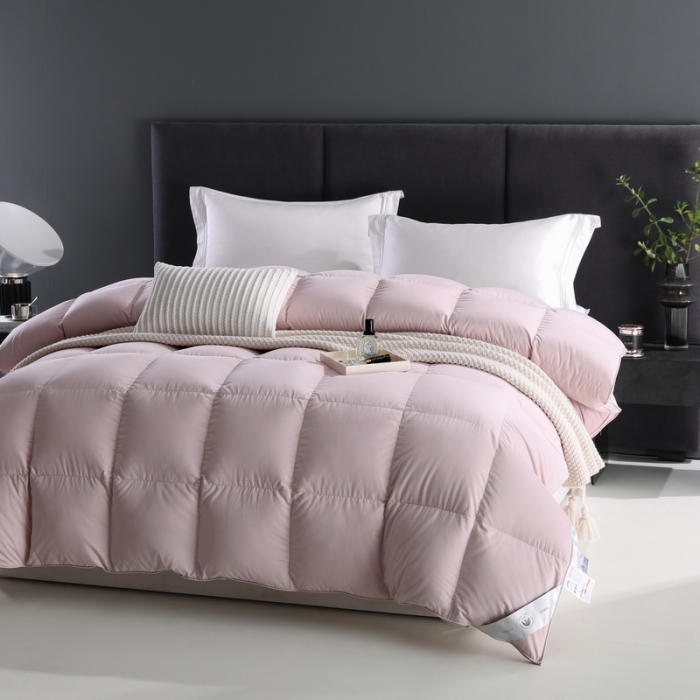 91家纺网 家纺一手货源 找家纺 俏企鹅 2025新款糥棉95羽绒被被子被芯 豆沙粉