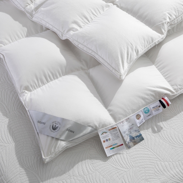 91家纺网 家纺一手货源 找家纺 俏企鹅 2025新款糥棉95羽绒被被子被芯 贵族白