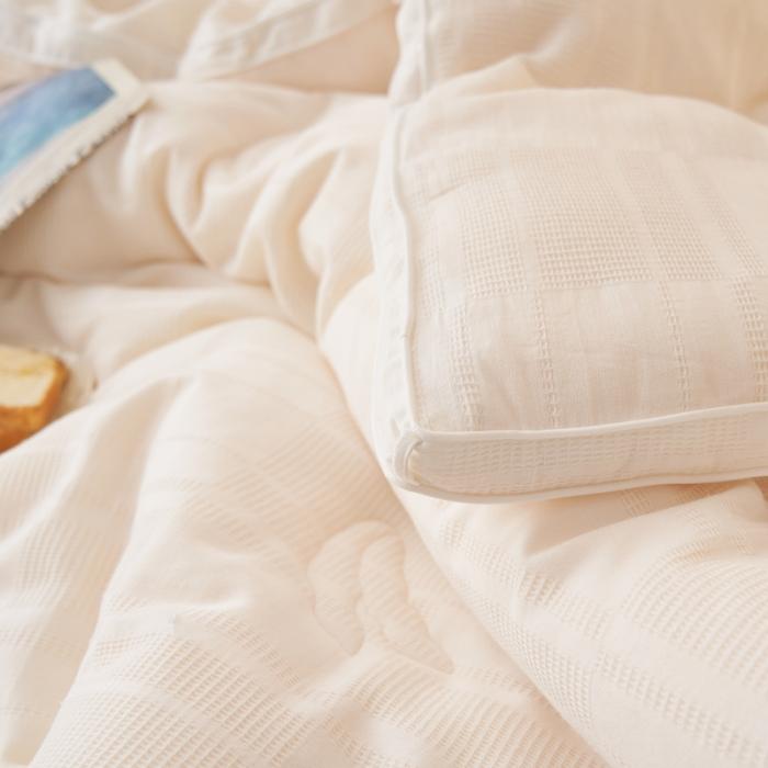 91家纺网 家纺一手货源 找家纺 （总）九花鹿 2024新款A类全棉华夫格提花大豆被冬被春秋被