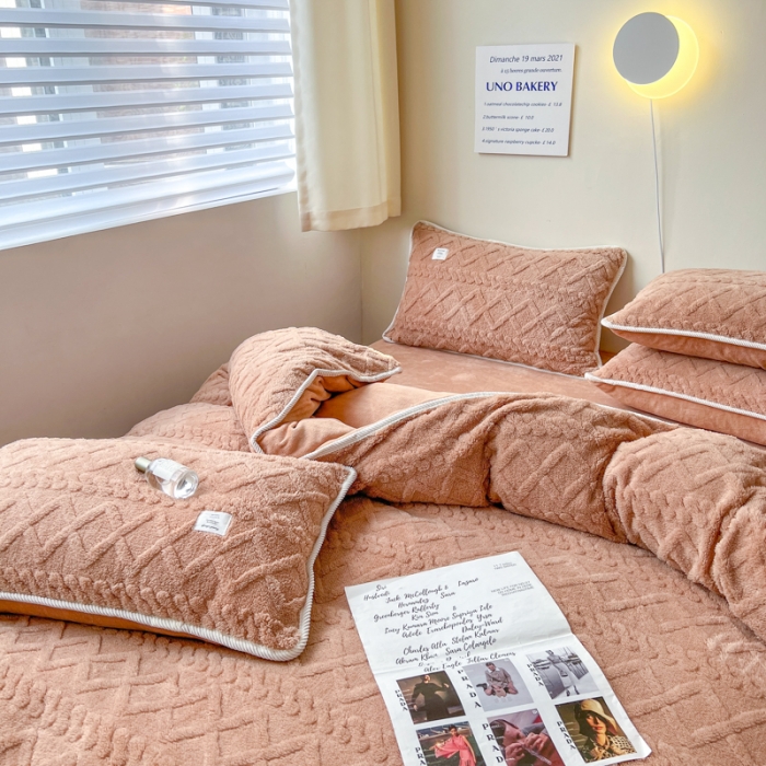 91家纺网 家纺一手货源 找家纺 摩卡 2022秋冬新品网红塔芙绒四件套 奶油泡芙-奶咖驼