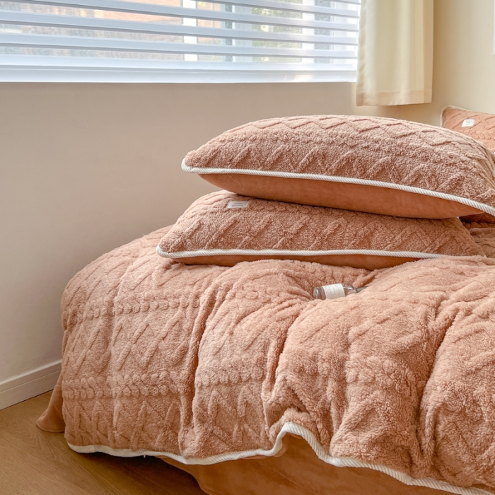 91家纺网 家纺一手货源 找家纺 摩卡 2022秋冬新品网红塔芙绒四件套 奶油泡芙-奶咖驼