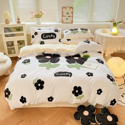 91家纺网 家纺一手货源 找家纺 川悦生活 2022新款直播供货大版带脚牛奶绒四件套 ins花