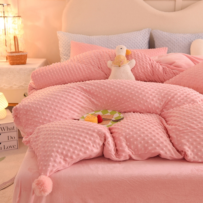 91家纺网 家纺一手货源 找家纺 艾米家居  2022新款秋冬豆豆绒宝宝绒四件套 玉色