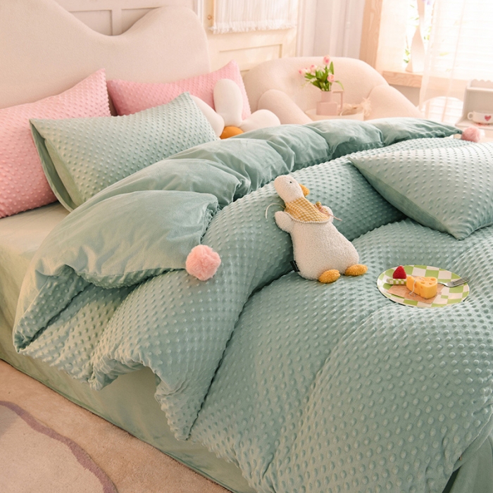 91家纺网 家纺一手货源 找家纺 艾米家居  2022新款秋冬豆豆绒宝宝绒四件套 水绿