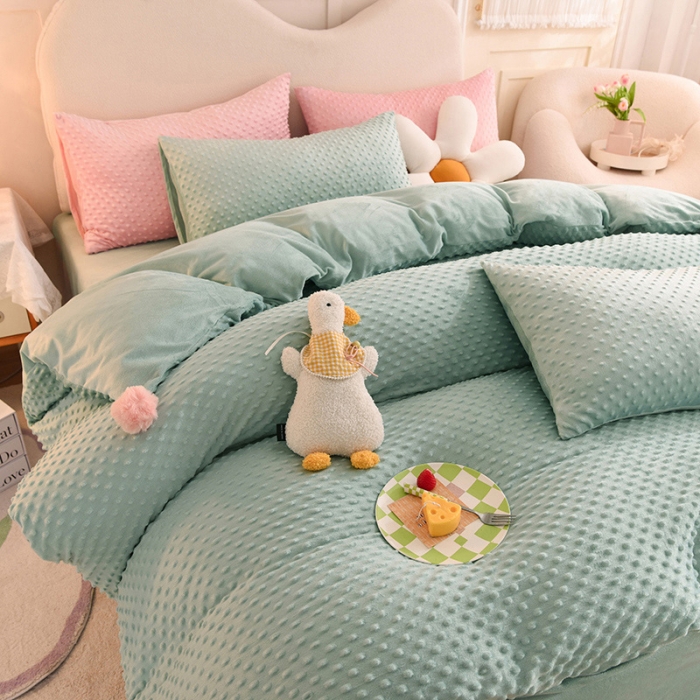 91家纺网 家纺一手货源 找家纺 艾米家居  2022新款秋冬豆豆绒宝宝绒四件套 水绿