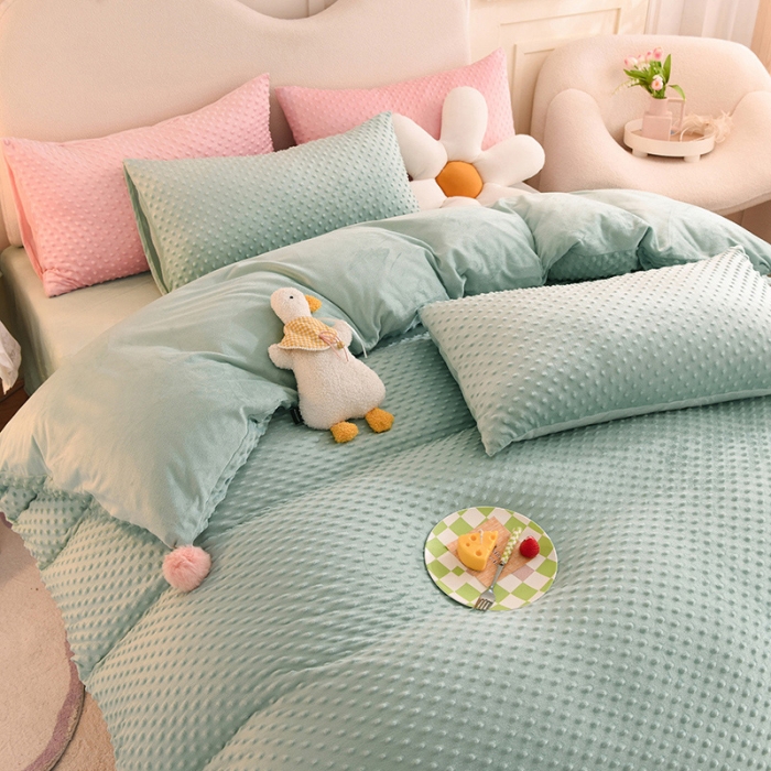 91家纺网 家纺一手货源 找家纺 艾米家居  2022新款秋冬豆豆绒宝宝绒四件套 水绿