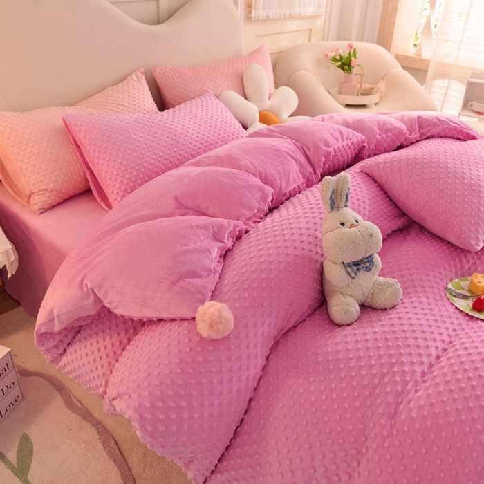 91家纺网 家纺一手货源 找家纺 艾米家居  2022新款秋冬豆豆绒宝宝绒四件套 玫红