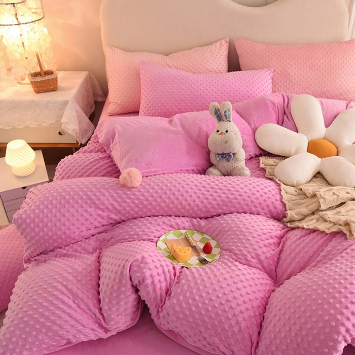 91家纺网 家纺一手货源 找家纺 艾米家居  2022新款秋冬豆豆绒宝宝绒四件套 玫红