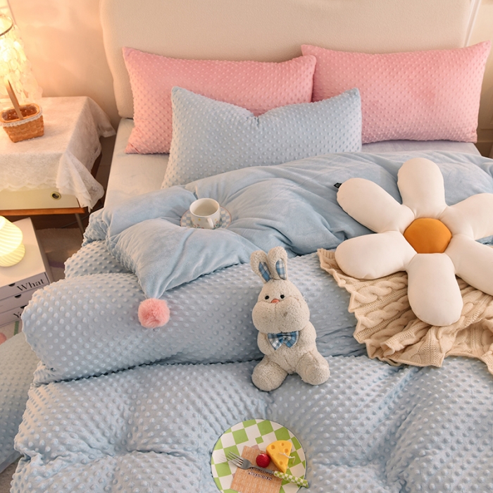 91家纺网 家纺一手货源 找家纺 艾米家居  2022新款秋冬豆豆绒宝宝绒四件套 蓝