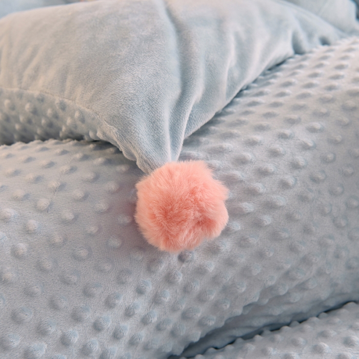 91家纺网 家纺一手货源 找家纺 艾米家居  2022新款秋冬豆豆绒宝宝绒四件套 蓝