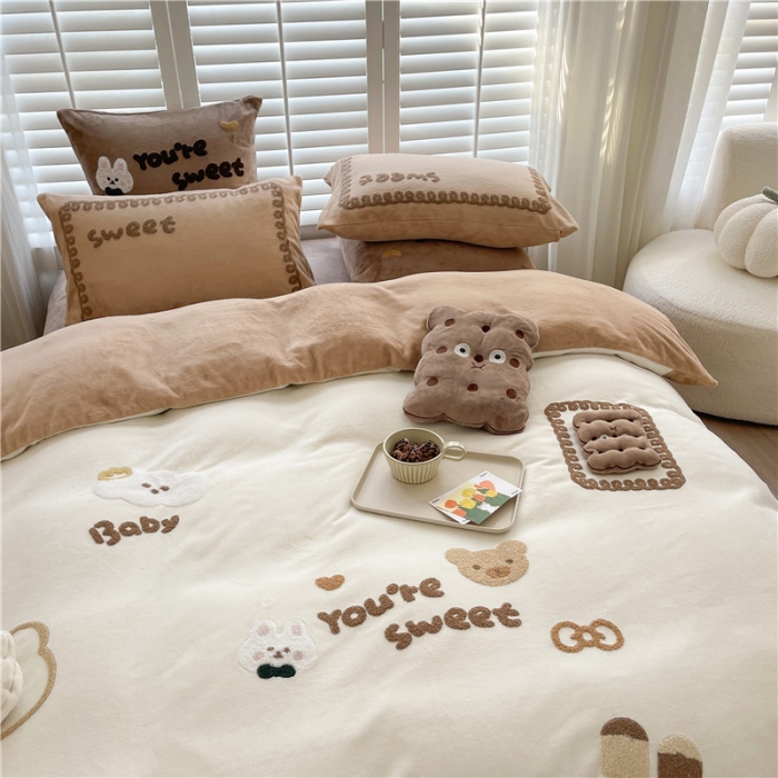 91家纺网 家纺一手货源 找家纺 星野2022新款高克重全消光秋冬绒牛奶绒四件套 可可饼干