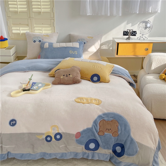 91家纺网 家纺一手货源 找家纺 星野2022新款高克重全消光秋冬绒牛奶绒四件套 小熊巴士