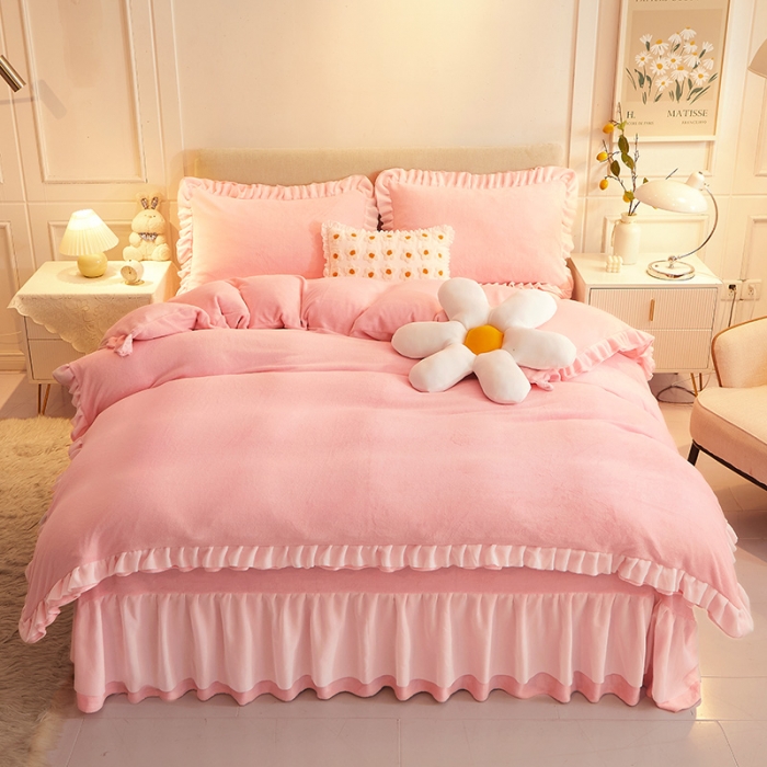 91家纺网 家纺一手货源 找家纺 艾晶美2022纯色牛奶绒四件套韩版花边四件套床裙四件套仙女粉