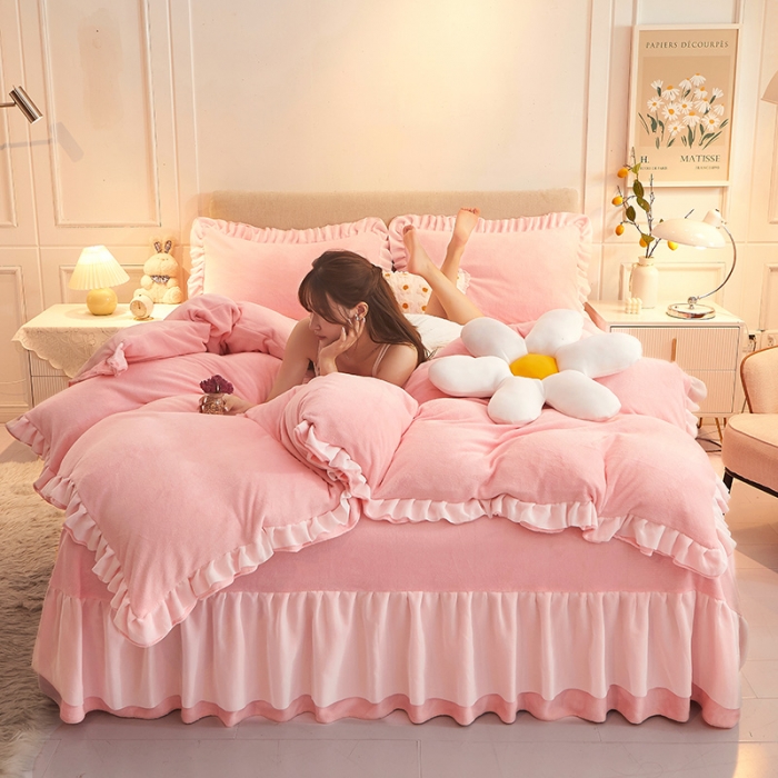 91家纺网 家纺一手货源 找家纺 艾晶美2022纯色牛奶绒四件套韩版花边四件套床裙四件套仙女粉